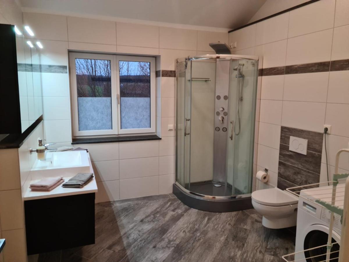 Apartment Gaestehaus Staudenschloss Mickhausen Ngoại thất bức ảnh