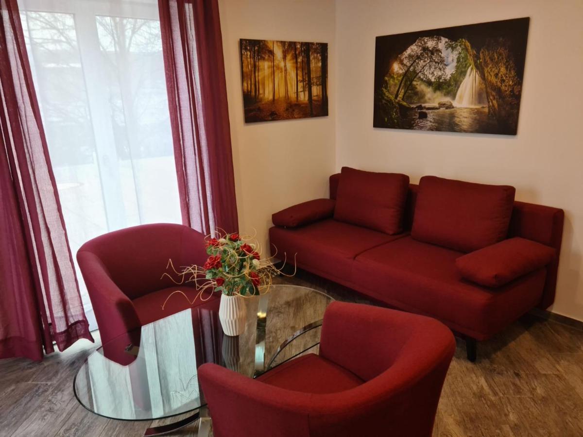 Apartment Gaestehaus Staudenschloss Mickhausen Ngoại thất bức ảnh