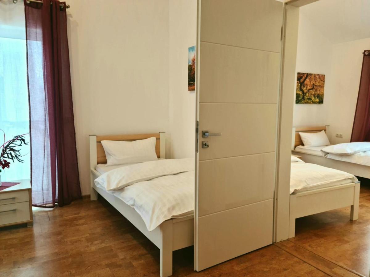 Apartment Gaestehaus Staudenschloss Mickhausen Ngoại thất bức ảnh